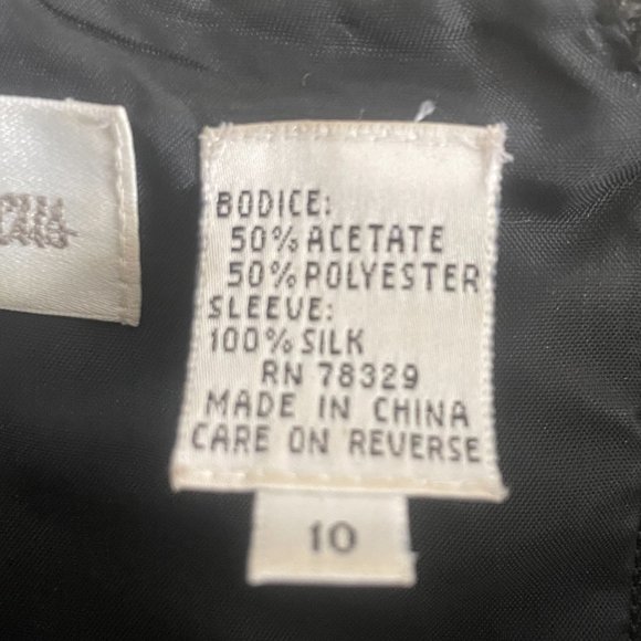 Vintage Bill Blass Knee Length Dress with Silk Sheer Sleeves Size 10 - Picture 6 of 7